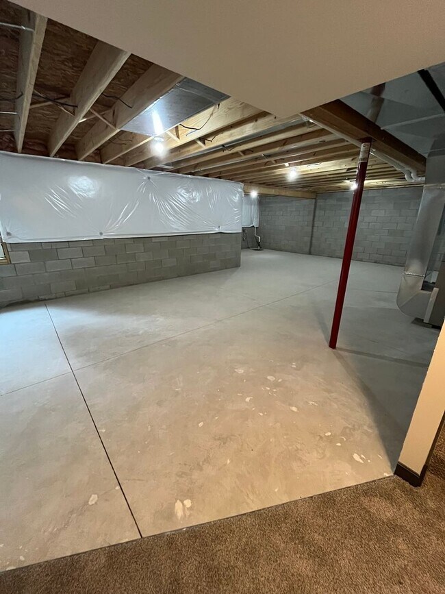 Building Photo - 5062 Catawba Pl Ln