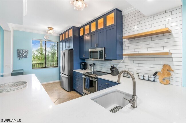 Building Photo - 9727 Acqua Ct
