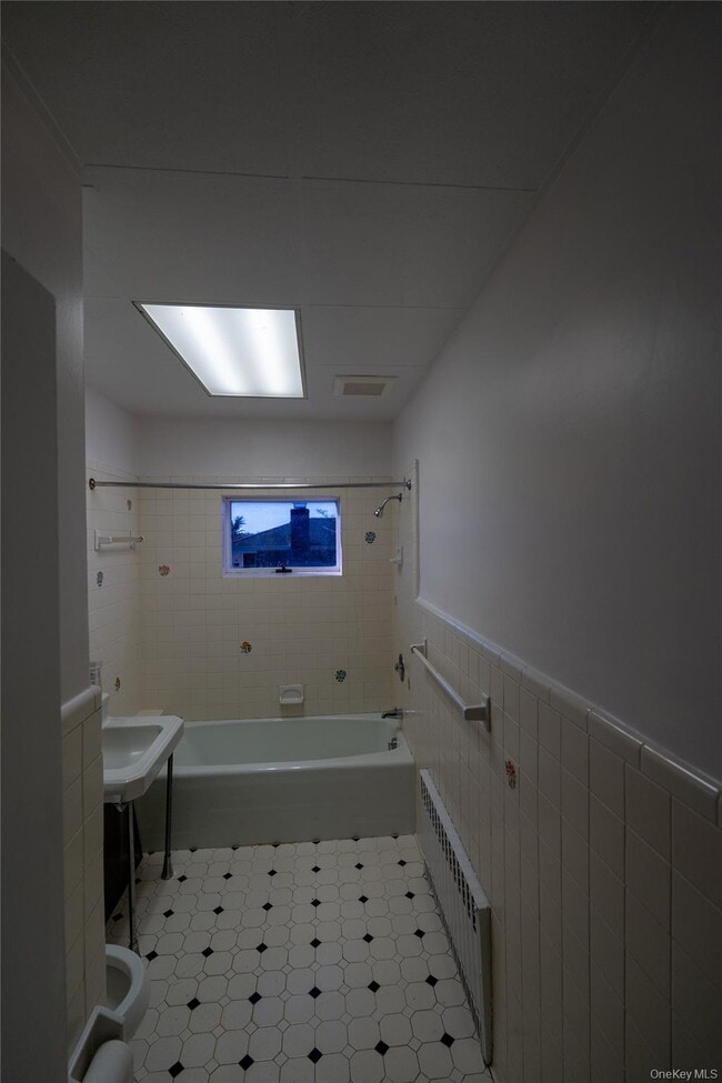 Building Photo - 43 4th St