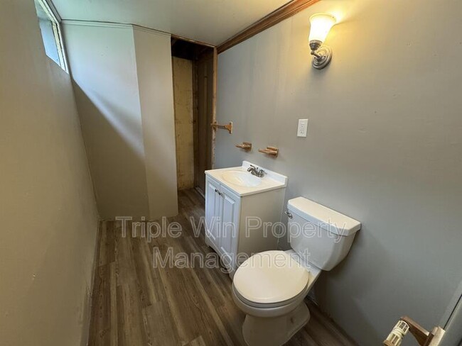 Building Photo - 11282 Ashcroft Ln