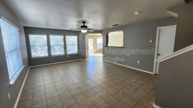 Building Photo - 10138 Emerald Sun