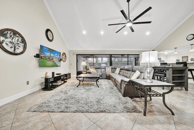 Building Photo - 8633 Vista Del Boca Dr