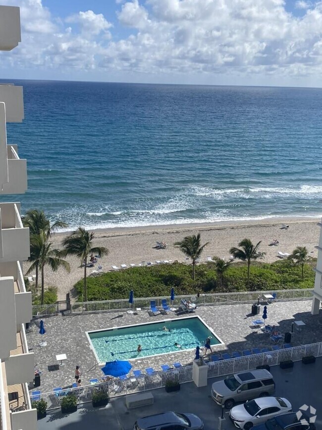 Building Photo - 3221 S Ocean Blvd