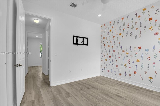 Building Photo - 8089 Ironstone Dr