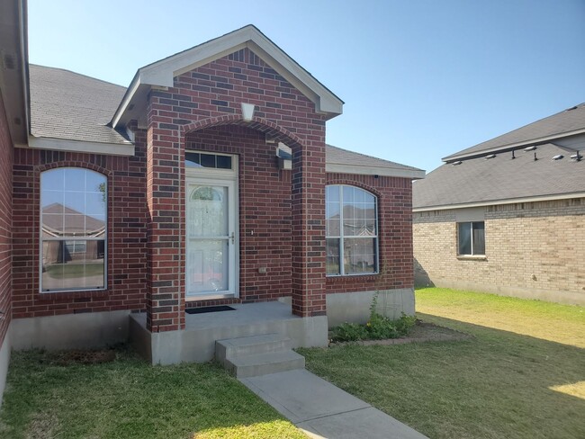 Building Photo - 4-Bedroom House for Rent in Killeen