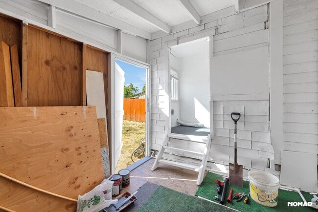 Building Photo - Charming 3BR House in Walnut Grove