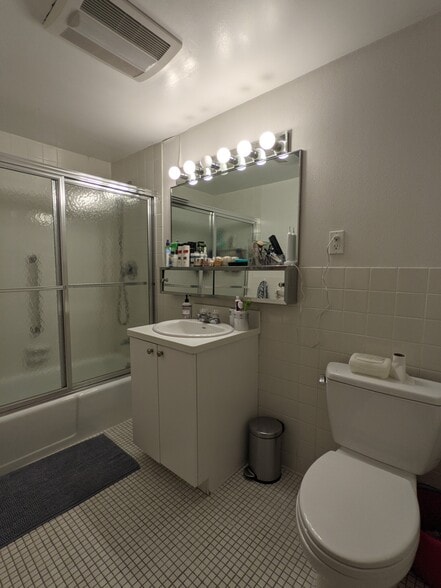 Building Photo - 30 Fuller