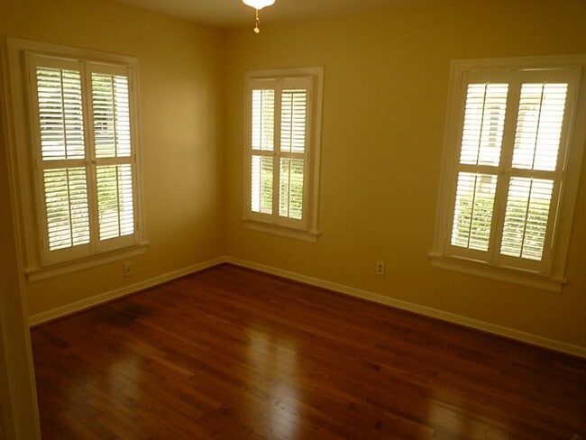 Building Photo - 4107 Riley St