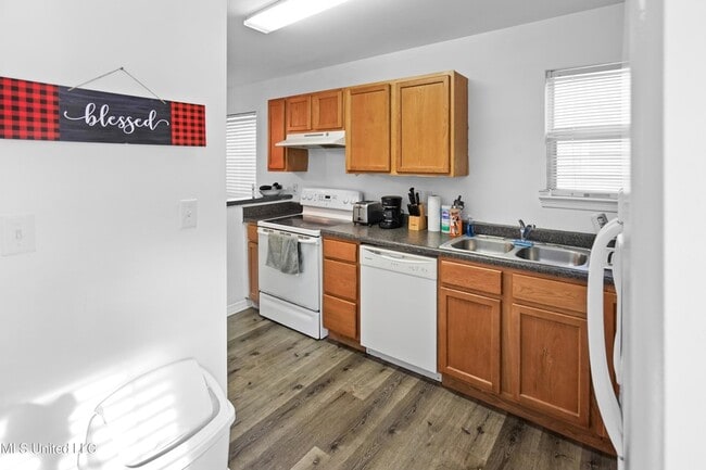 Building Photo - 259 Benachi Ave