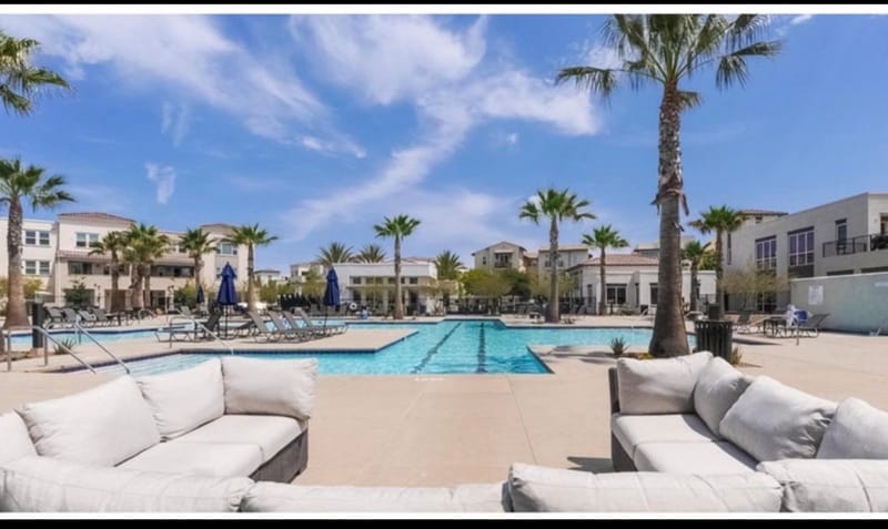 Building Photo - 5160 Calle Sand Arch