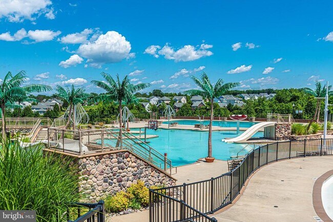 Building Photo - 3635 Stone Barn Dr