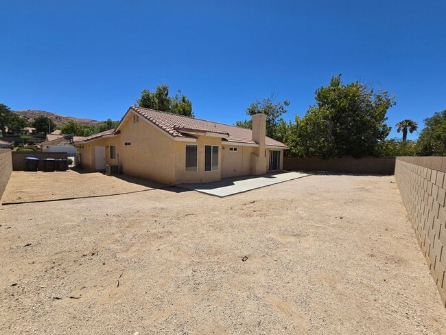 Building Photo - 4375 Portola Dr