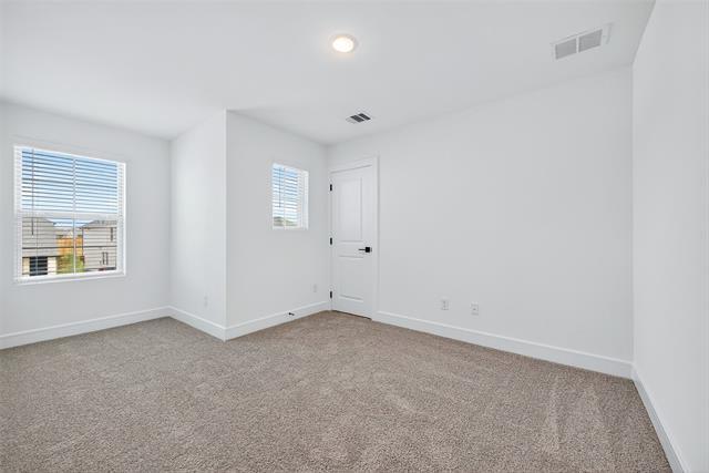 Building Photo - 910 Sunflower Trl