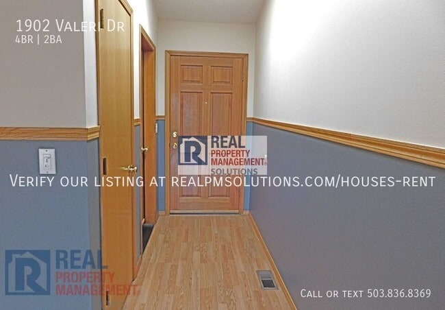 Building Photo - 1902 Valeri Dr