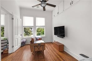 Building Photo - 1112 Dauphin St