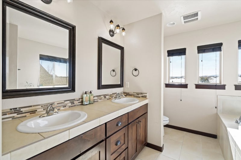 Building Photo - 2752 W Sorbonne Dr