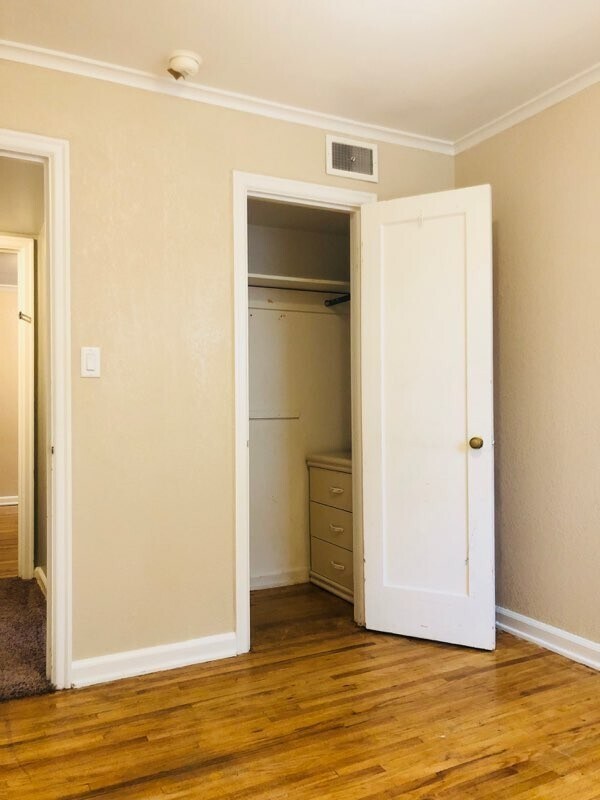 Building Photo - 1020 N 15th St