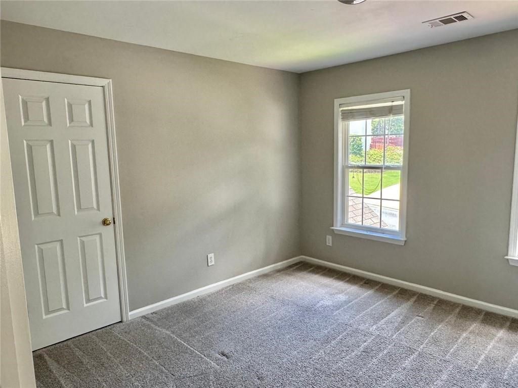 Building Photo - 230 Albrighton Ct