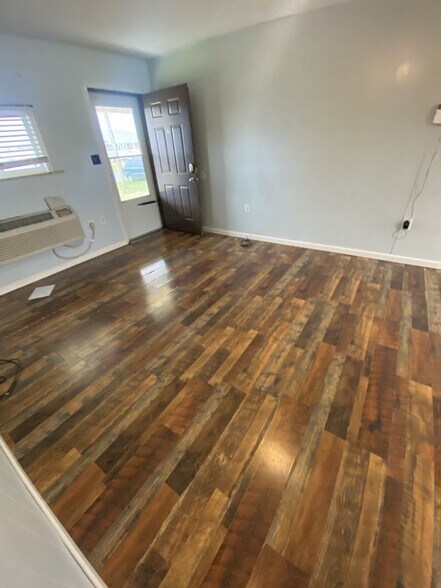 Building Photo - 1508 Taft St