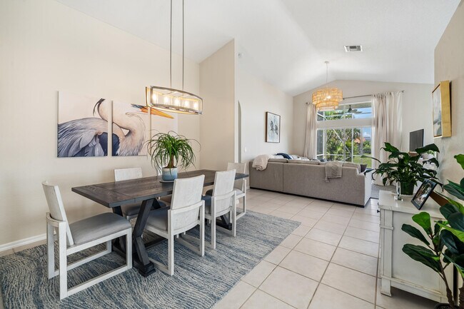 Building Photo - 3817 Miramontes Cir