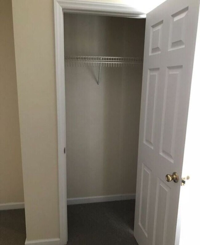 Building Photo - Charming 3BR 2 BA Cottage-Style Home in North Durham