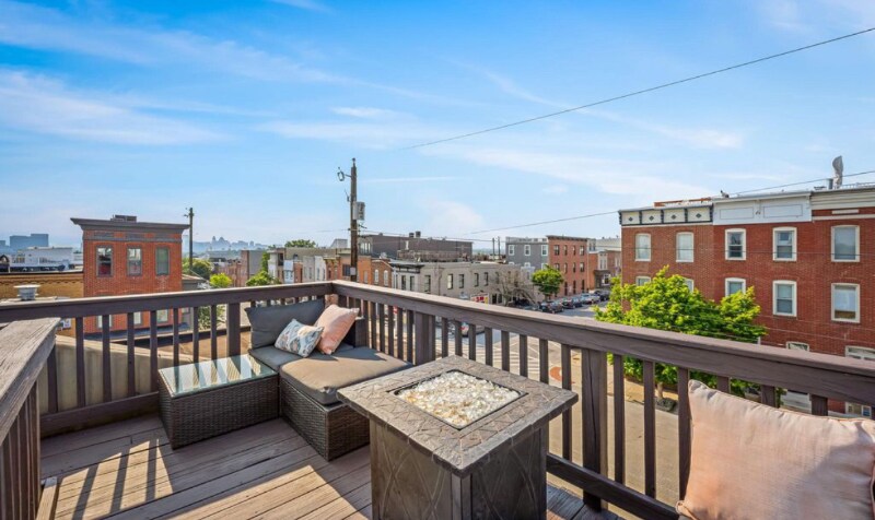 Building Photo - 3303 Foster Ave