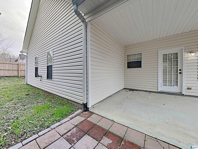 Building Photo - 208 Tocoa Cir
