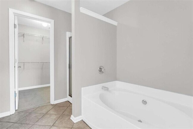 Building Photo - 1955 Durwood Ln