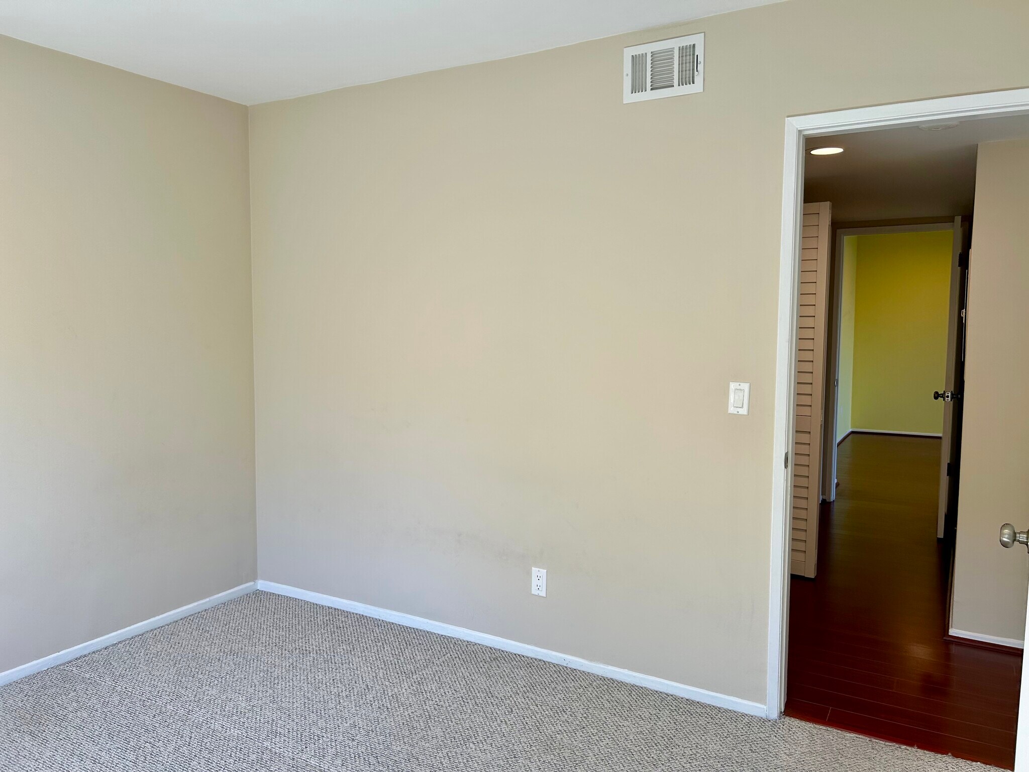 Building Photo - 1301 S Atlantic Blvd