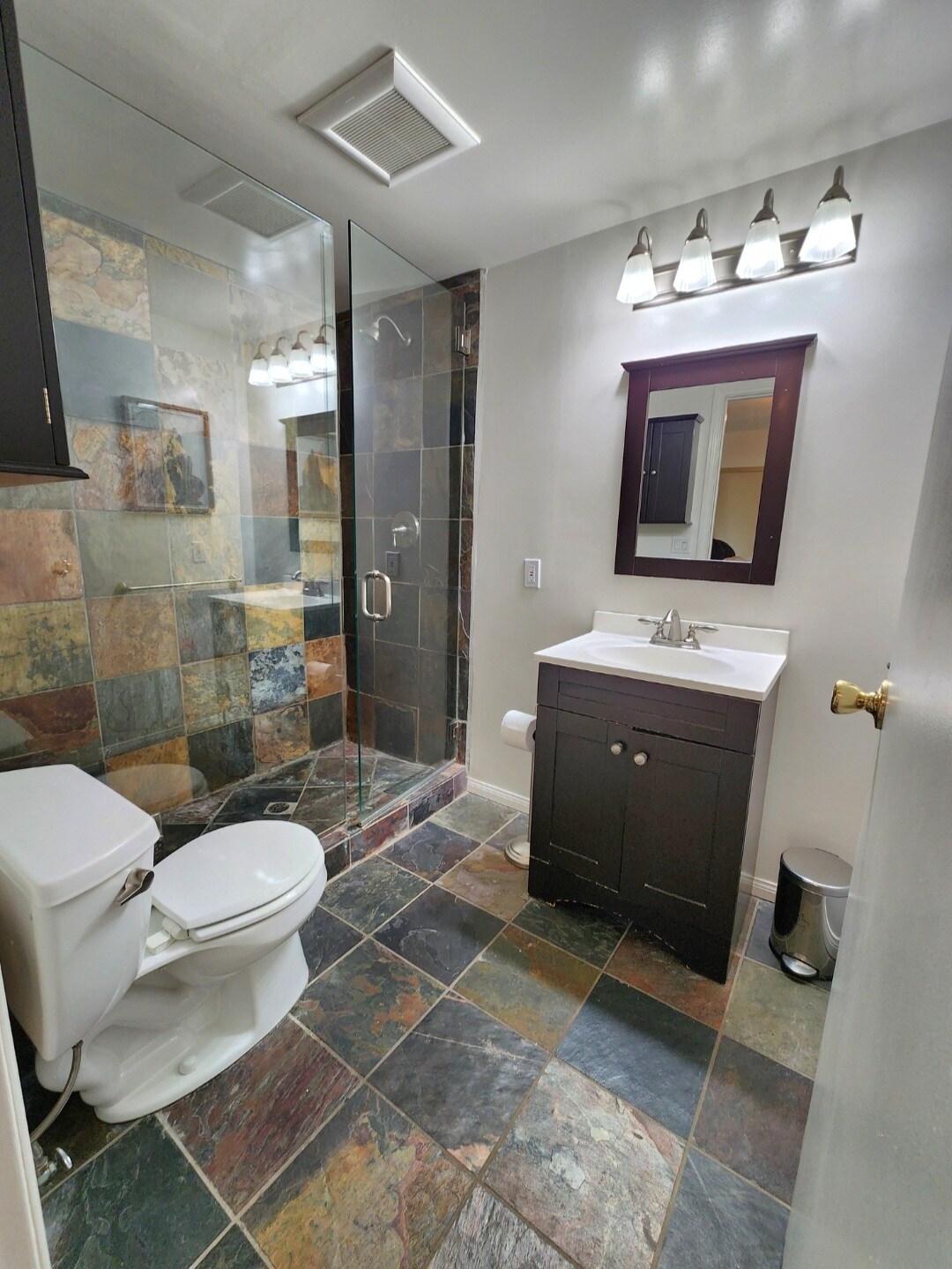 Building Photo - 380 Box Canyon Rd