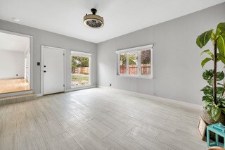 Building Photo - 227 Nottingham Dr