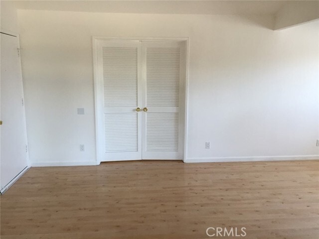 Building Photo - 334 Streamwood