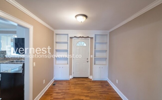 Building Photo - 5207 Evitt St