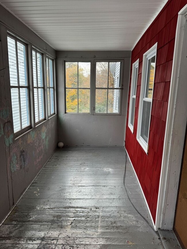 Building Photo - 13 Sullivan St