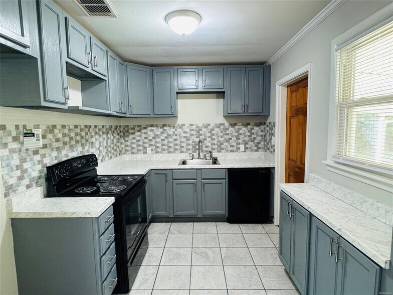 Building Photo - 3609 Loxley Ln