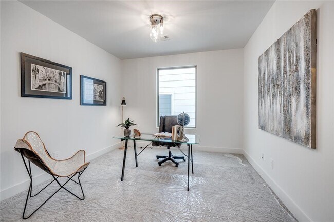 Building Photo - 4403 Greeley St
