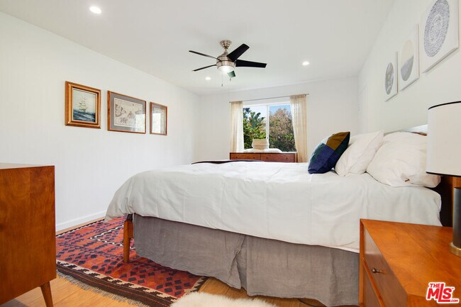 Building Photo - 6476 Cavalleri Rd