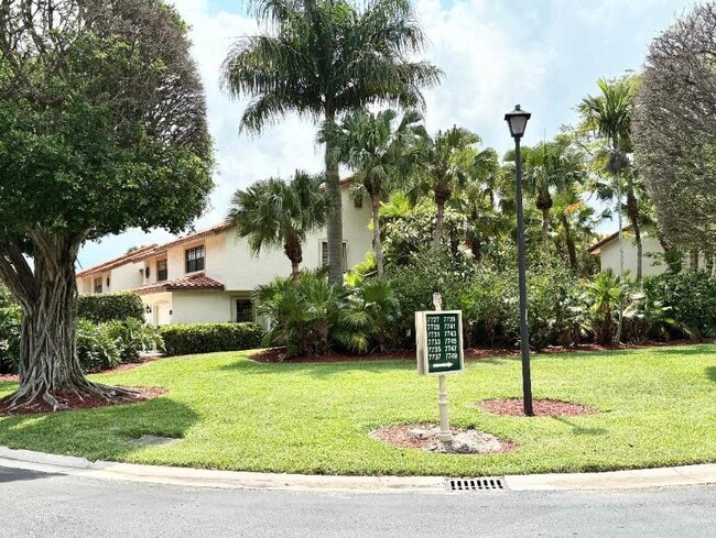 Building Photo - 7744 La Mirada Dr