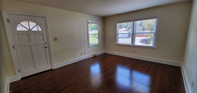 Building Photo - BH-NCH2019