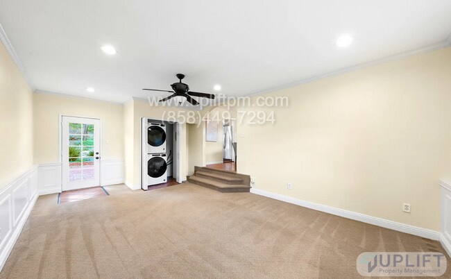 Building Photo - Charming 3-Bedroom Home with Bonus Living ...