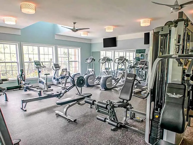 Building Photo - 1776 Patriots Ln