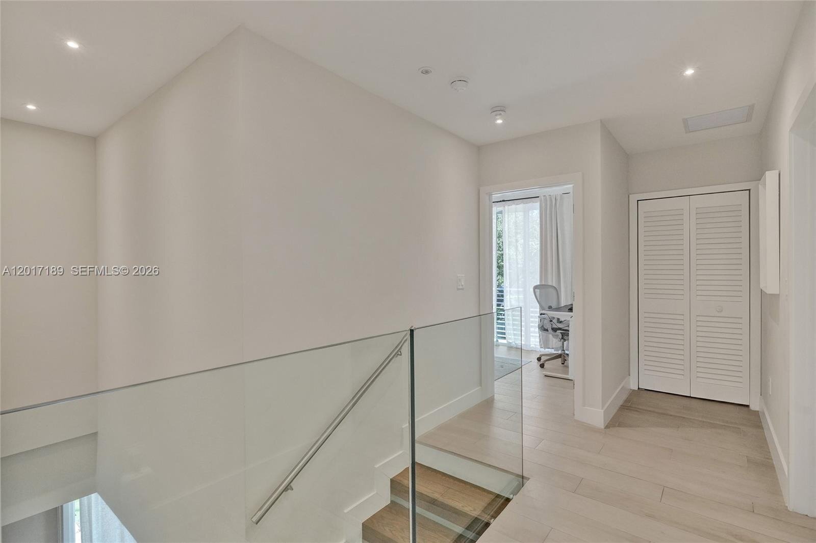 Building Photo - 2851 SW 33rd Ct