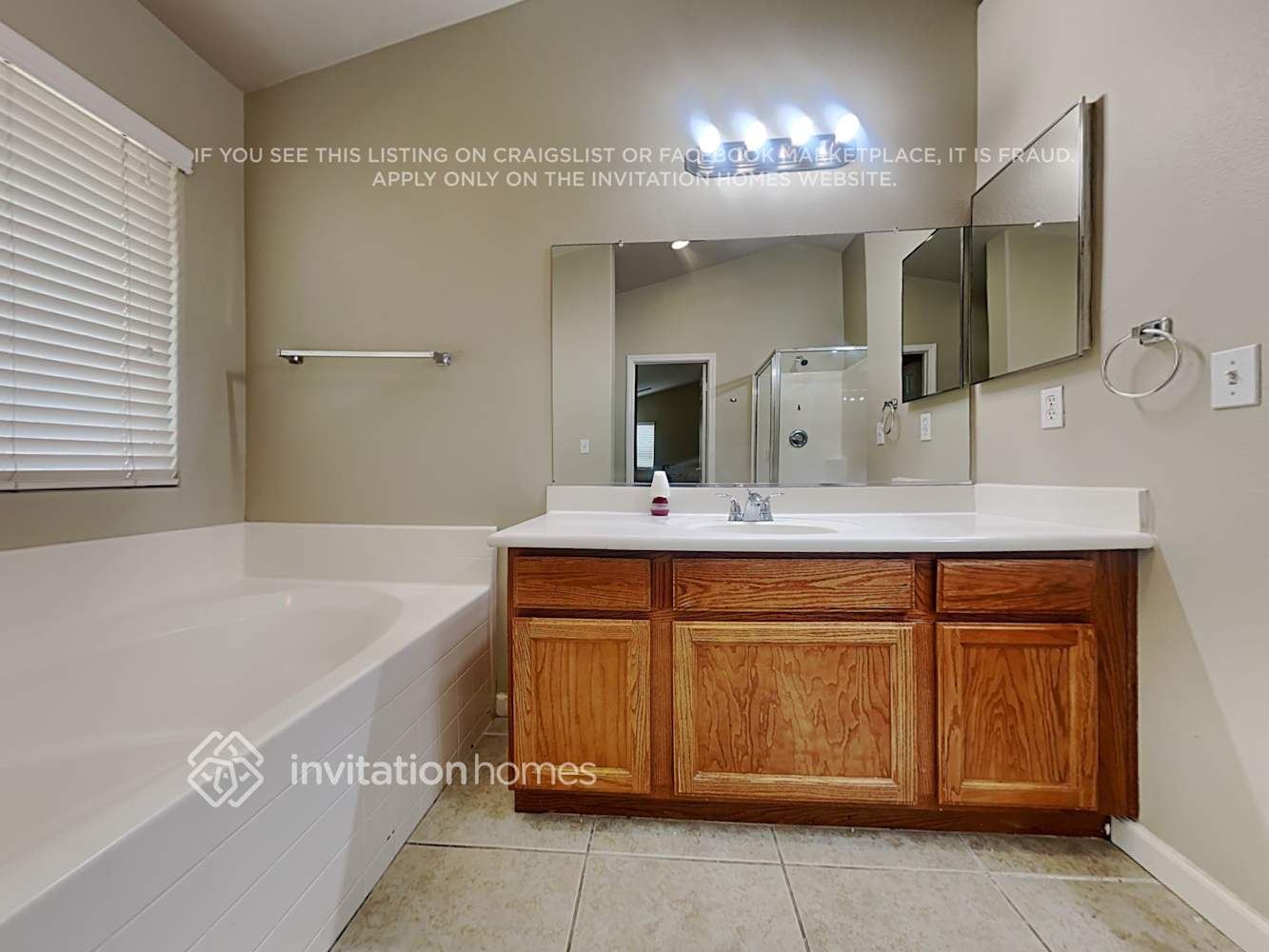 Building Photo - 24868 Skyland Dr