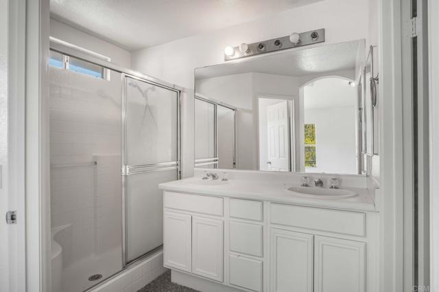 Building Photo - 1140 Valdivia Ct