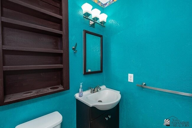 Building Photo - 12408 E Calle Maria