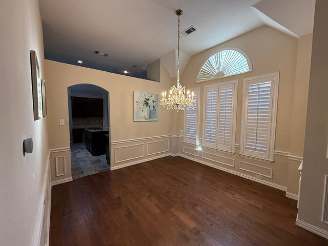 Building Photo - 9724 Wolf Creek Dr