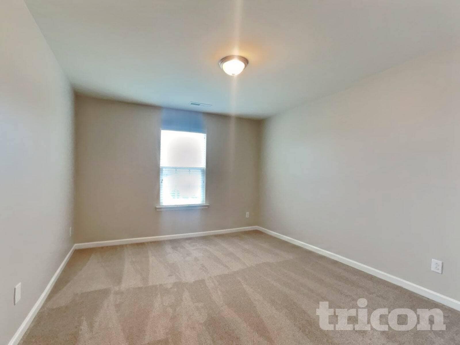 Building Photo - 923 Avondale Dr