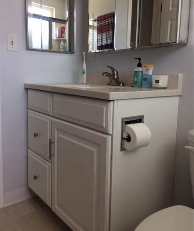 Bathroom cabinets - 131 14th St