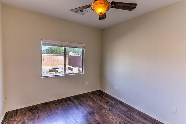 Building Photo - Rancho Sahuarita