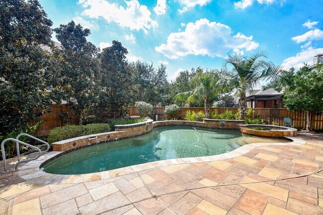 Building Photo - 7106 Habersham Ave